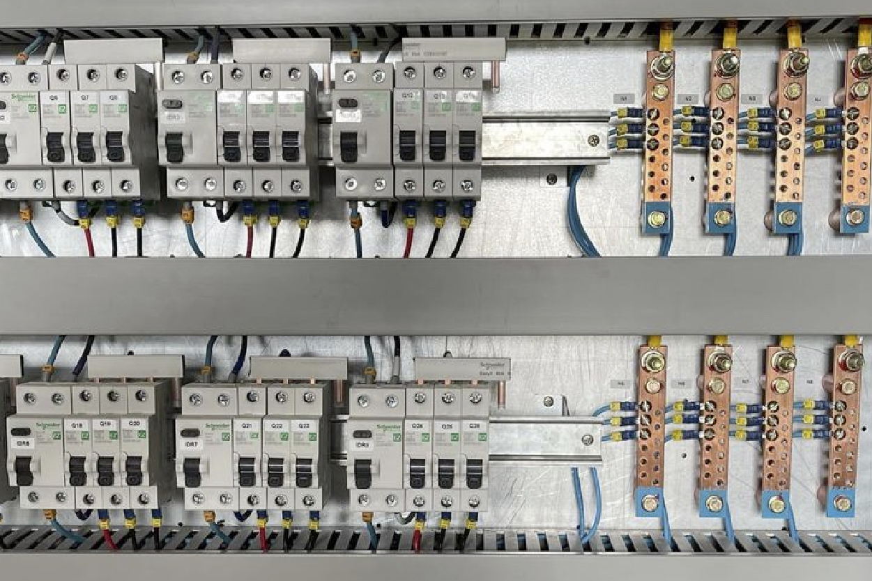 ECONNECT INSTALAÇÕES E SERVIÇOS 4